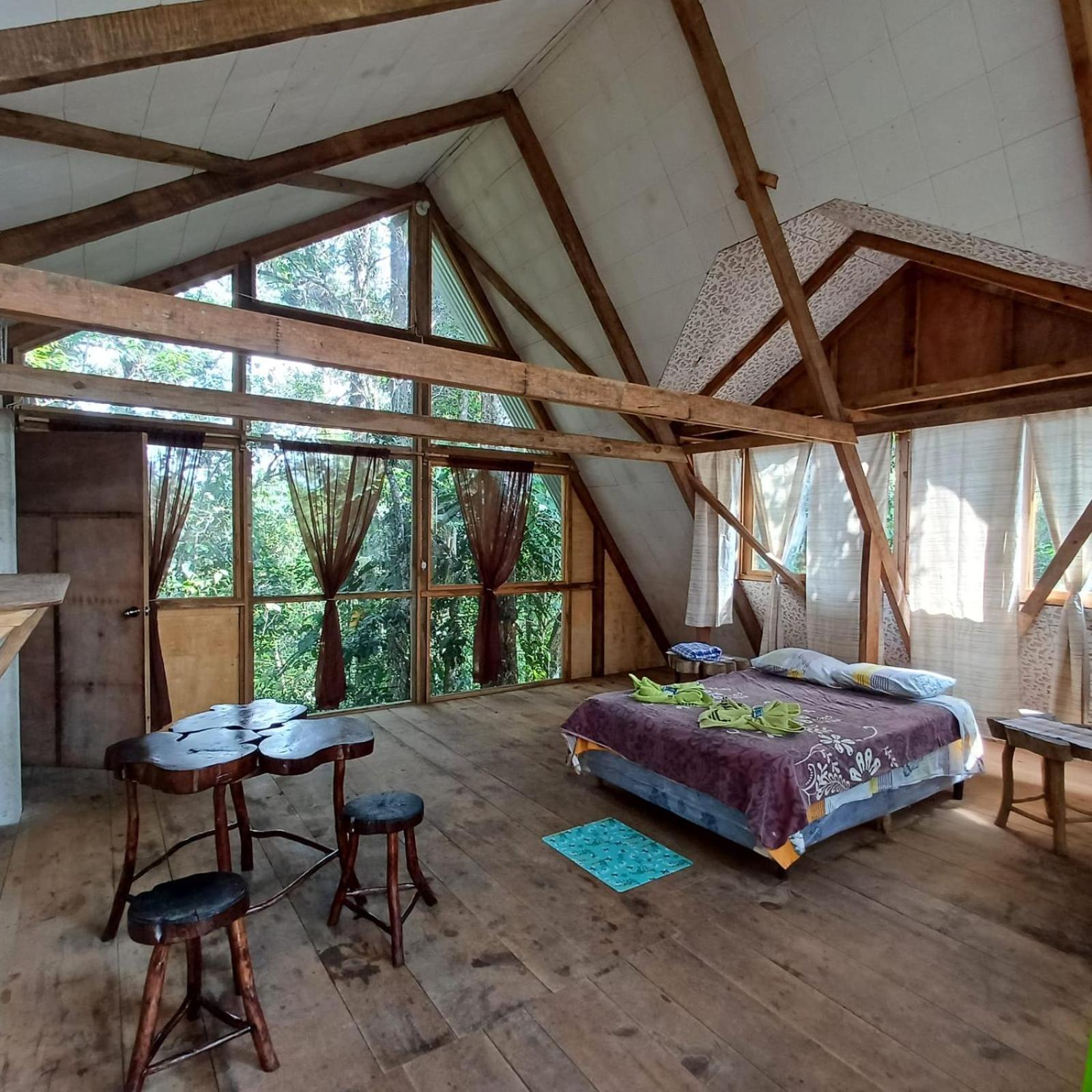 Paraiso Guest house Chijou